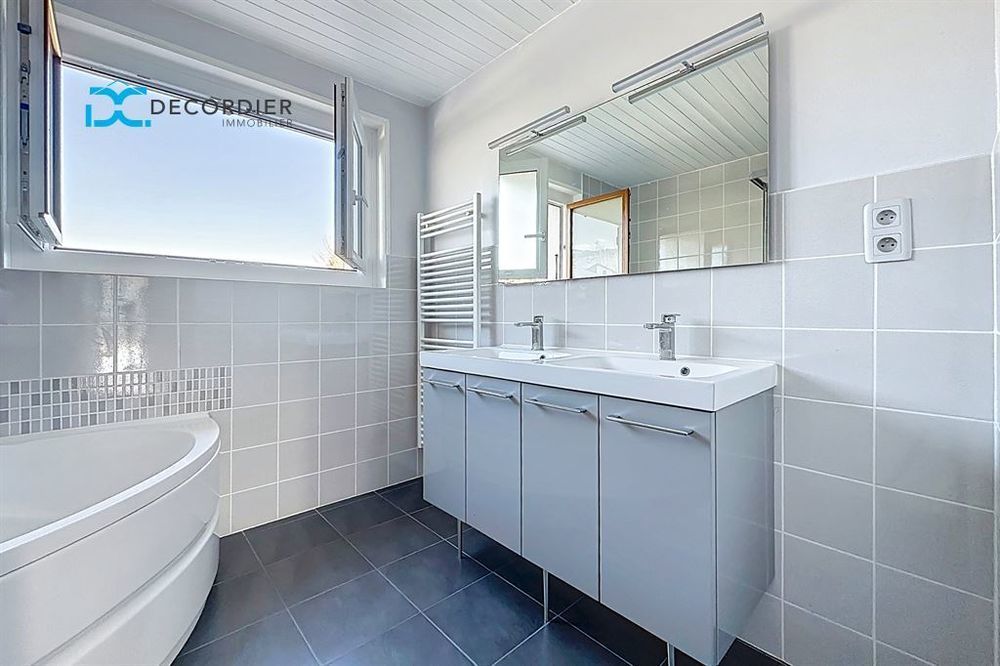 � vendre  Maison Neuvecelle (74500)