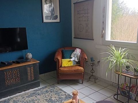   MAISON RENOVEE DE 87 M2 EN BRETAGNE Maison - 4 pi�ce(s) - 87 m�