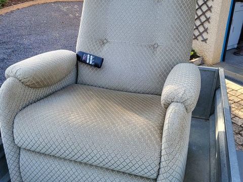 Fauteuil relaxant électrique 50 Neufchâteau (88)