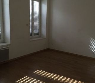 Appartement � louer 3 pi�ces 100 m�