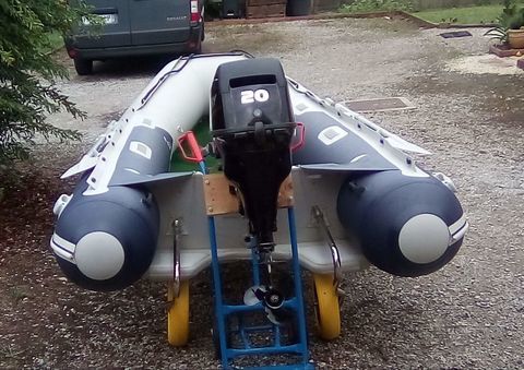 Bateaux &agrave; moteur Pneumatique - Semi-rigide 2017 occasion Luzenac 09250