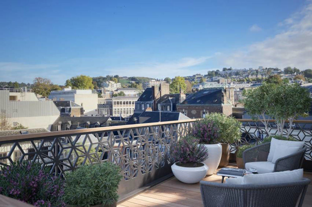  Rouen (76000)