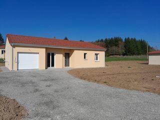  Maison � louer 5 pi�ces 88 m� Roussac