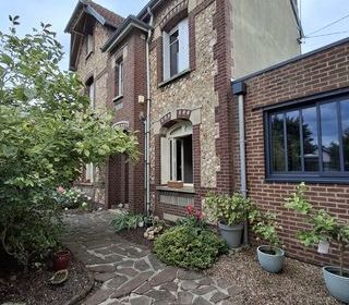  Maison � vendre 8 pi�ces 135 m�