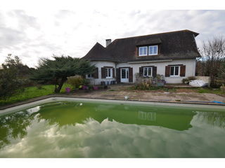  Maison � vendre 6 pi�ces 210 m�