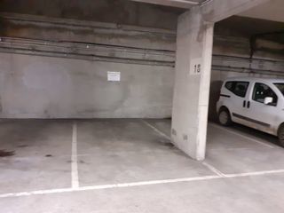  Parking / Garage � louer 10 m�