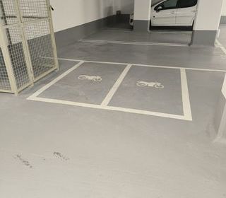  Parking / Garage � louer 4 m�