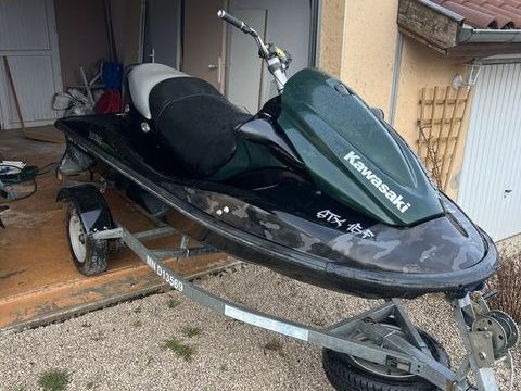 Jet ski - Scooter des mers Jet ski - Scooter des mers 2005 occasion Tournus 71700
