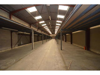  Plateau � vendre 15 + pi�ces 3600 m�