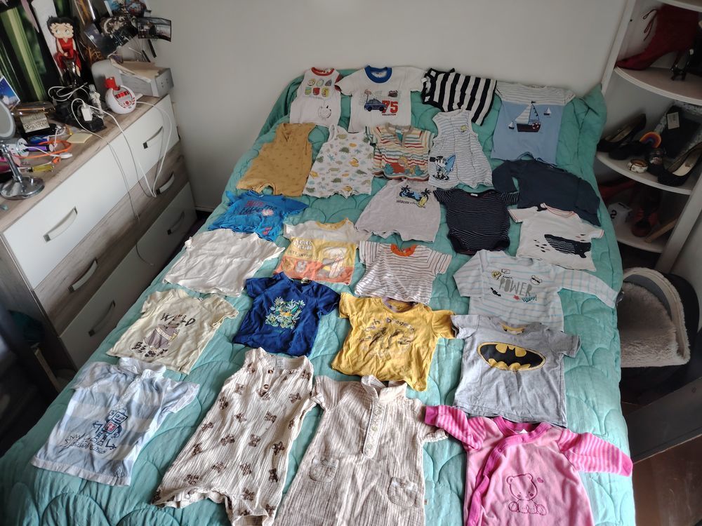 Vends lot de v&ecirc;tements 12 mois pour gar&ccedil;on. Vêtements enfants