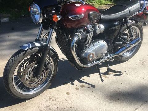 Moto TRIUMPH 2017 occasion La Mede 13220