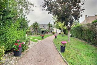  Villa � vendre 8 pi�ces 250 m�