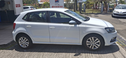 Volkswagen Polo 1.2 TSI 90 BMT DSG7 Confortline 2014 occasion Martinique 97200