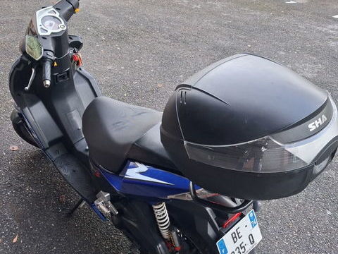 Scooter PEUGEOT 2010 occasion Annemasse 74100