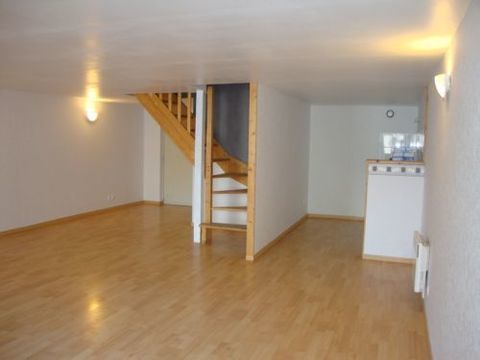   T3 de 110 m2 CHATEAU-SALINS Appartement - 2/3 pi�ce(s) - 110 m�