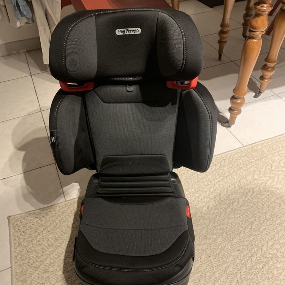 Si&egrave;ge auto Peg Perego type rehausseur avec dossier NEUF Mobilier enfants
