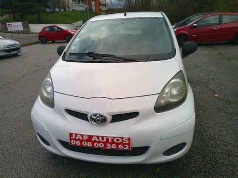 Toyota Aygo 1.0vvt-i 70cv 2012 occasion Saint-Etienne 42100