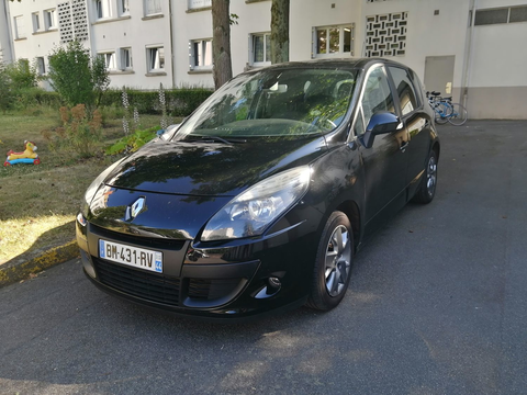Renault Sc&eacute;nic III Scenic III dCi 110 FAP eco2 15th Euro 5 2011 2011 occasion Nantes 44000