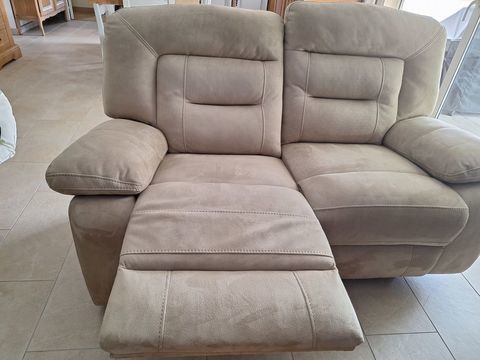 Vends 2 canaps 1100 Nfiach (66)