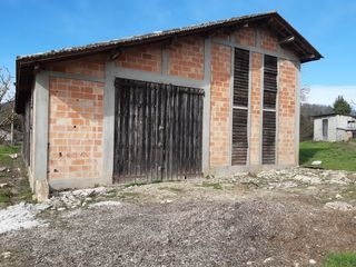  Remise / Grange � vendre 1 pi�ce 199 m�