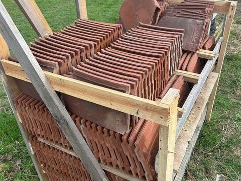 lot de 900 tuile ARBOISE 2000 38300 Bourgoin-jallieu
