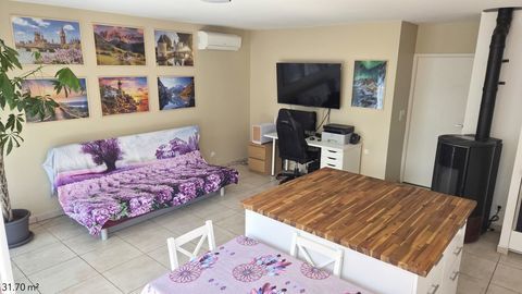   Maison 90 m� Villa - 4 pi�ce(s) - 90 m�