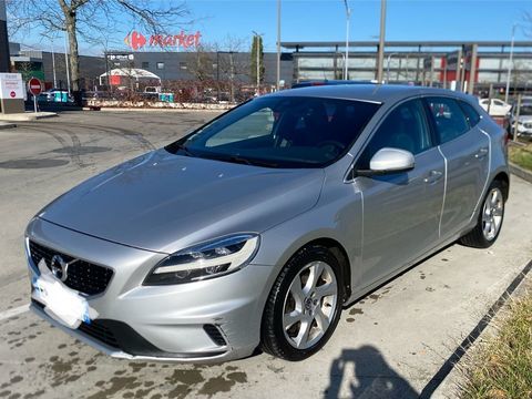 Volvo V40 D3 150 Geartronic 6 R-Design 2018 occasion Bourg-en-Bresse 01000