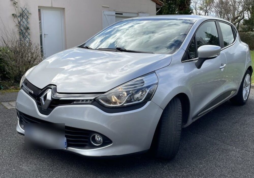 Clio IV dCi 90 Energy eco2 Business 90g 2013 occasion 73000 Chamb&eacute;ry