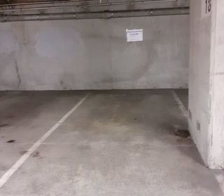  Parking / Garage � louer 10 m�