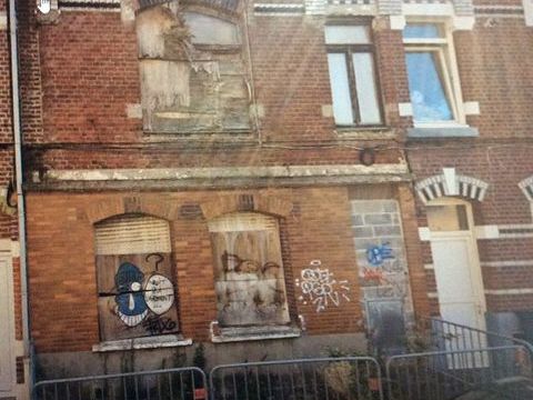   a renover mais bonne structure jardin 110 m2 Maison - 6 pi�ce(s) - 108 m�