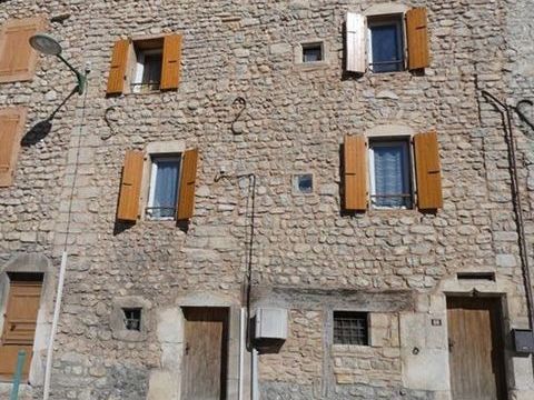   Maison de village - 122m � Maison - 4 pi�ce(s) - 122 m�