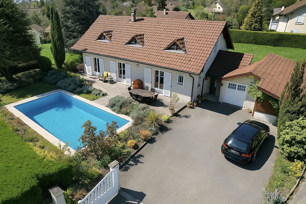 � vendre  Maison Cessy (01170)