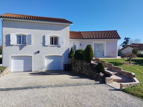   Maison Maison - 7 pi�ce(s) - 139 m�