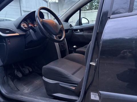 Peugeot 207 1.4 HDi 70ch BLUE LION Active 2009 occasion Chaponost 69630