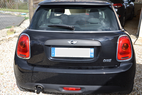 Mini One Hatch 3 Portes 75 ch Finition Salt 2015 occasion Angoul&ecirc;me 16000