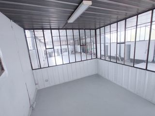  Atelier � louer 5 pi�ces 600 m�