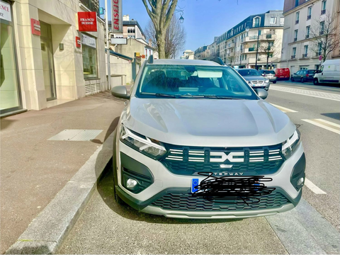 Dacia Sandero Essentiel 2023 occasion Ch&acirc;tenay-Malabry 92290