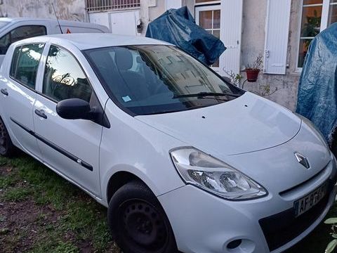 Renault Clio III dCi 70 eco2 Authentique 0 occasion Saint-Savin 33920