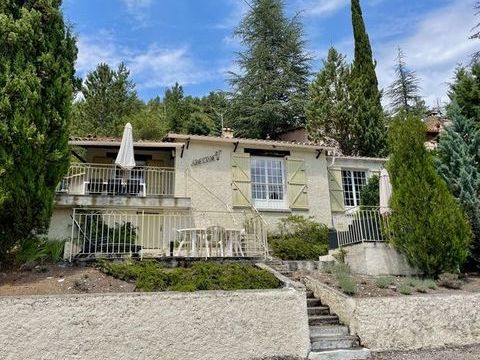   Coup de coeur pour cette jolie villa � proximit� imm�diate du lac de Castillon Villa - 3/4 pi�ce(s) - 72 m�