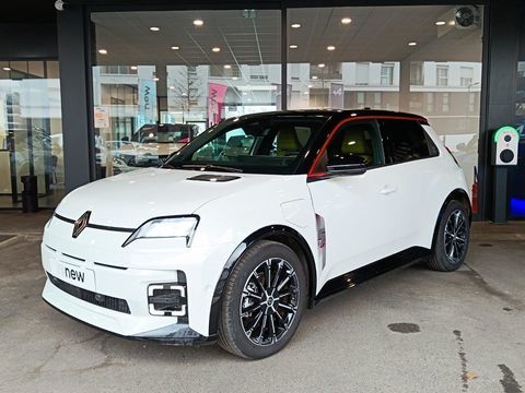 Renault R5 Renault 5 E-Tech Electrique 150 ch autonomie confort Iconic 2025 occasion Pierrelaye 95220