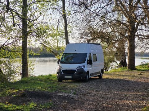 Van am&eacute;nag&eacute; Van am&eacute;nag&eacute; 2016 occasion Fongrave 47260