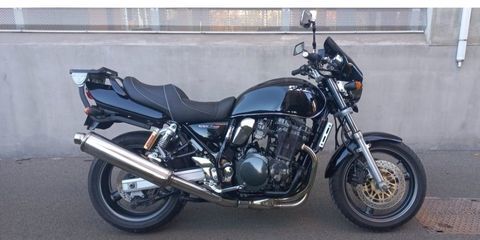 Moto SUZUKI 1999 occasion Saint-Denis-de-Pile 33910