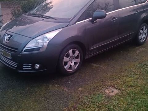 Peugeot 5008 1.6 HDi 112ch FAP BVM6 Business Pack 5pl 2010 occasion Pont-Sainte-Marie 10150