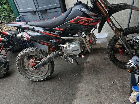 Moto APOLLO 2025 occasion Torcy 71210