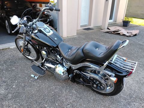 Moto HARLEY-DAVIDSON 2008 occasion Cr&eacute;py-en-Valois 60800