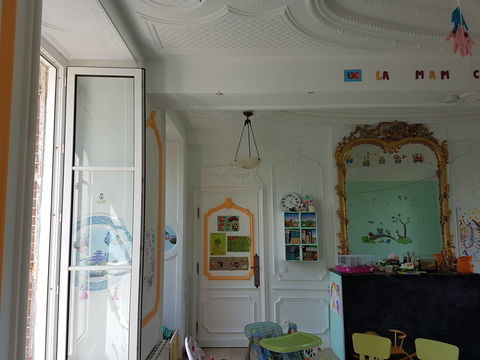   Appartement 3 pi�ces dans un Ch�teau jardin privatif 300m2 Appartement - 3 pi�ce(s) - 80 m�