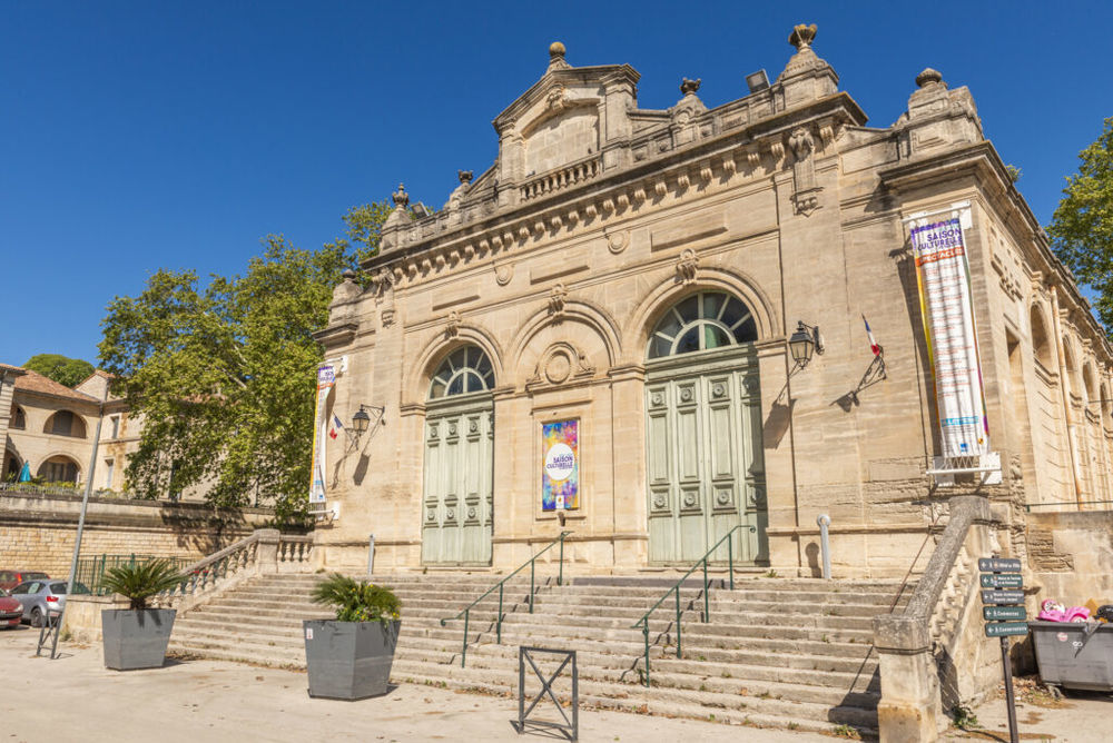   Beaucaire (30300)