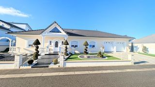  Maison � vendre 5 pi�ces 175 m�