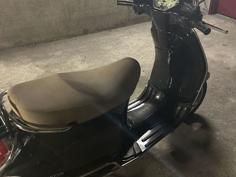 Scooter VESPA 2009 occasion Bordeaux 33000