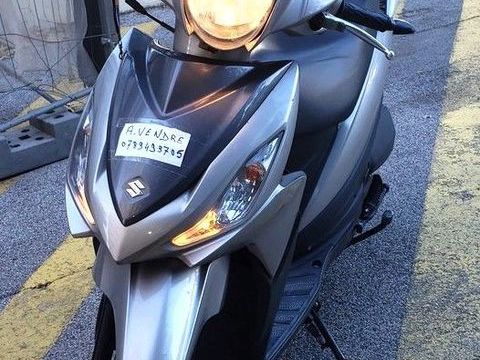 Scooter SUZUKI 2017 occasion Toulon 83000